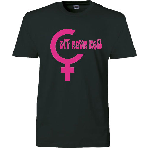 T-shirt dit navn i kvindetegn pink skrift sort