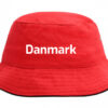 Bøllehat rød med hvid tekst Danmark EM 2021